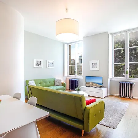 Apartament En Centre Ville- Jardin Public *